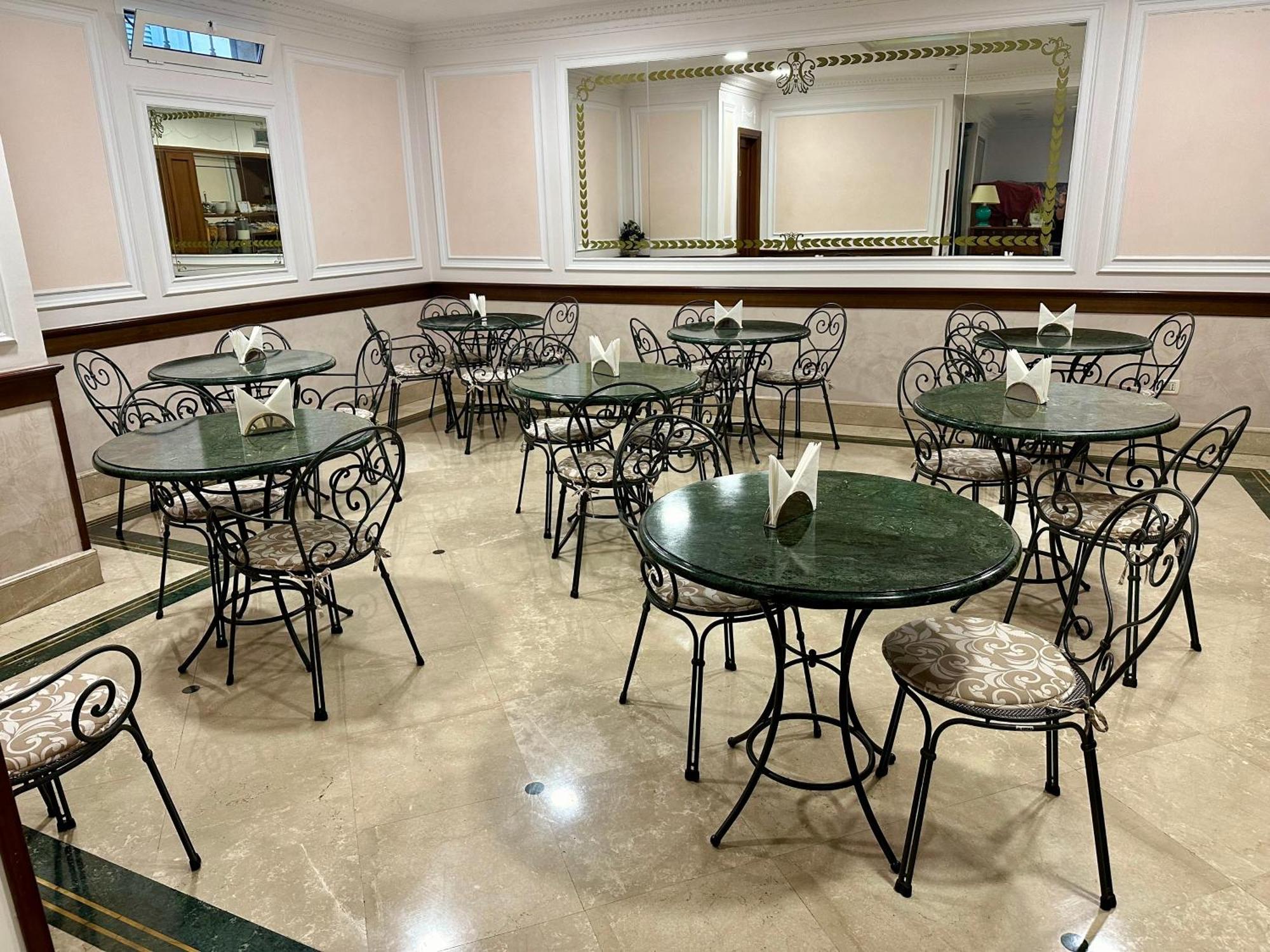 Hotel Principe Di Piemonte Рим Экстерьер фото